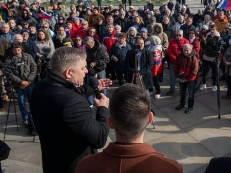 Prieskum Voľby by v marci a apríli vyhral Smer SD Info sk