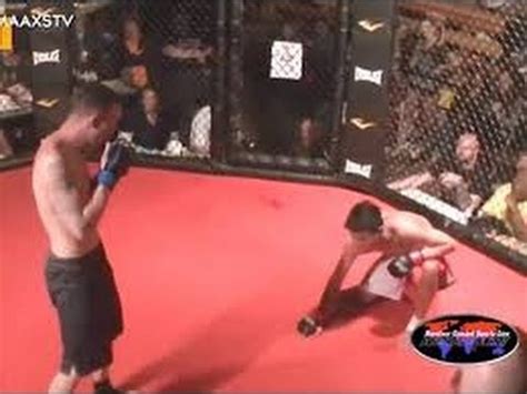 RE Winner Taps Out In Amateur MMA Fight YouTube