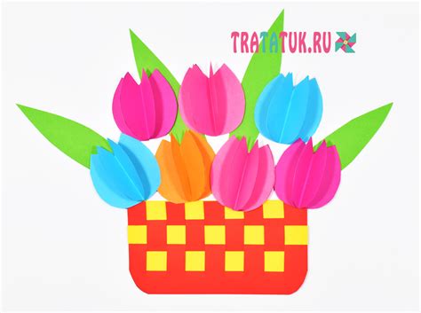 Корзинка с тюльпанами: объемная аппликация из бумаги