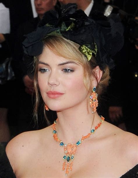 Kate Upton Wearing Dolce & Gabbana Gown – 2014 Met Costume Institute Gala • CelebMafia