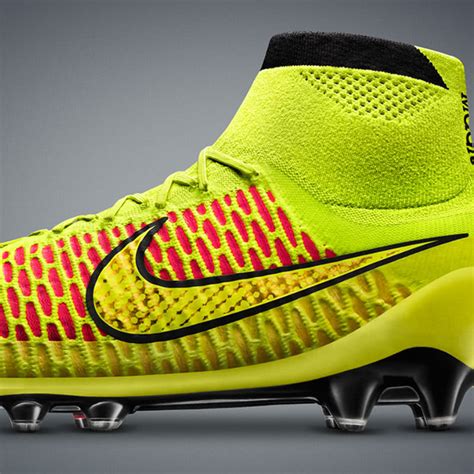 Nike Magista Fußballschuhe - Sportartikel und Fussballschuhe News