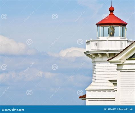 Lighthouse with lens stock image. Image of house, lamp - 14274001