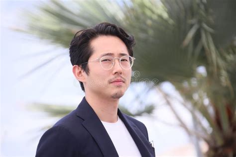 Actor Steven Yeun Attends the Photocall Editorial Stock Photo - Image of fame, fashion: 118370238