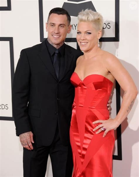 Photo La Chanteuse Pink Et Son Mari Carey Hart 56eme Ceremonie Des