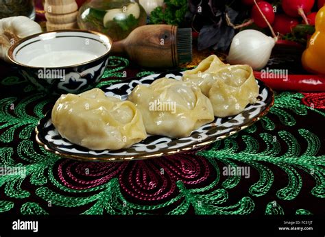 Uzbek manti Stock Photo - Alamy