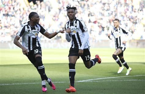 Udinese Sassuolo Primo Tempo Gol Ed Emozioni Alla Dacia Arena Cip