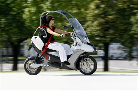 Bmw C E Concept The Future Urban Vehicle Autoevolution