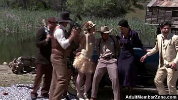 Retro Group Sex Fun In The Park XNXX