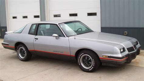 1986 Pontiac Grand Prix Coupe for Sale at Auction - Mecum Auctions