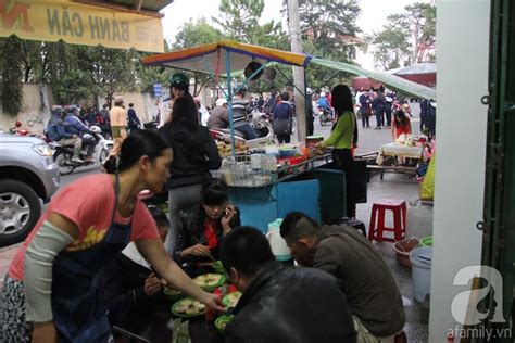 Hot girl bánh tráng trộn một thời gây sốt giờ ra sao