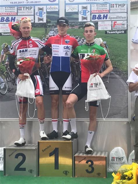 casper van uden wint slotrit  tmp  cyclingsitebe