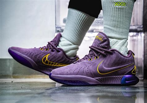 Giày Lebron 21 chính hãng, có sẵn, mới nhất 2025