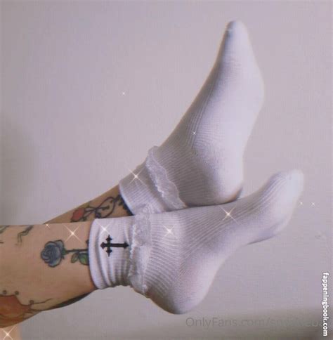 Sparklebat Nude OnlyFans Leaks Fappening FappeningBook