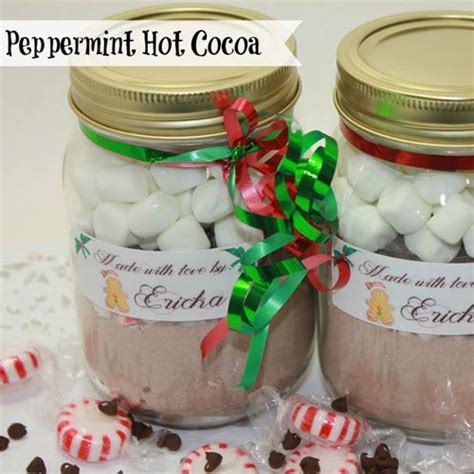 DIY Peppermint Hot Cocoa In A Jar