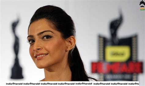 Sonam Kapoor Hot Photos Collection Set