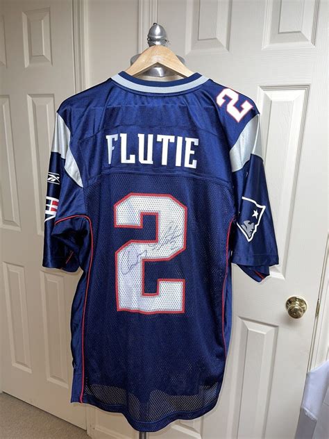 Reebok Doug Flutie Ne Patriots 2 Mens Nfl Team Jersey Autographed Sz M