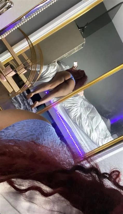 Upvote For A Nude Scrolller