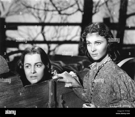 Vivien Leigh As Scarlett Ohara Olivia De Havilland As Melanie Wilkes