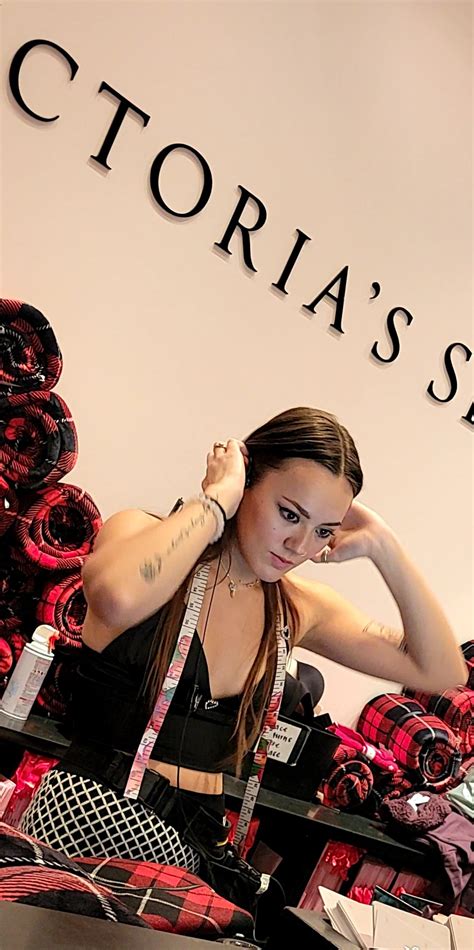 I Know Victorias Secret Hot Employees Forum