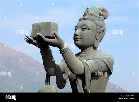 statue in chinese temple Stock Photo - Alamy