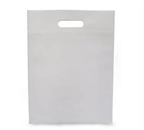 Rectangular White Non Woven D Cut Bag For Packaging Storage Capacity