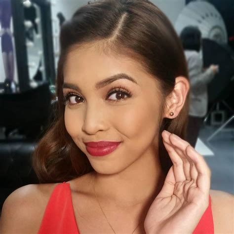 Maine Mendoza Is Most Searched Female Personality In 2015 Based On