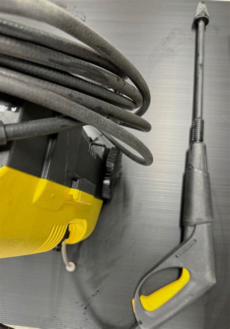 Karcher ケルヒャー K2 99m 家庭用高圧洗浄機 高圧洗浄機 ｜売買されたオークション情報、yahooの商品情報をアーカイブ公開