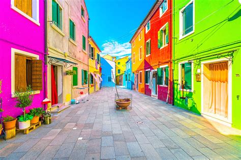 Best Things To Do In Burano, Italy – The Most Colorful Island In Europe ...