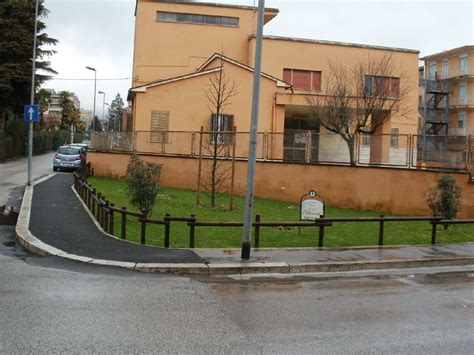 Frosinone Giardino Con Area Attrezzata Nel Quartiere Scalo