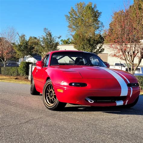 Top 5 Best NA Miata Mods (1990 - 1997) - Vivid Racing News