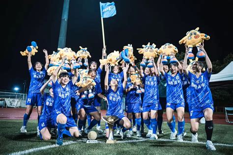 醒吾高中獲hfl國女、高女雙冠 侯友宜頒兩隊各88萬獎勵金 Gogoal 勁球網