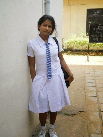 Sri Lanka School Girls Girl Photo Poses Beautiful Women Pictures Beautiful Dark Skinned