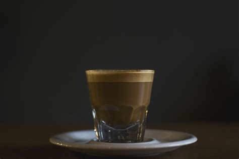 Best Espresso Cups for the True Caffeine Addicts: Choosing the Size and Material for You