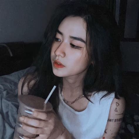 Hot girl quá thẳng trên show hẹn hò khoe dáng đỉnh dù ở nhà Người đẹp Việt Giải Trí