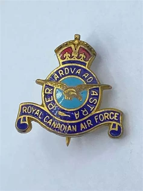 WW2 Royal Canadian Air Force RCAF Emblem Gilded & Enamel Badge in RCAF ...