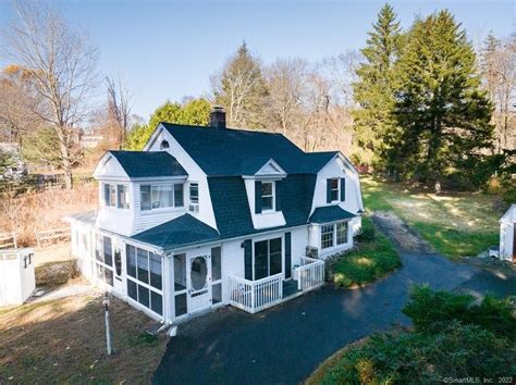 Middlebury, CT Real Estate - Middlebury Homes for Sale | realtor.com®