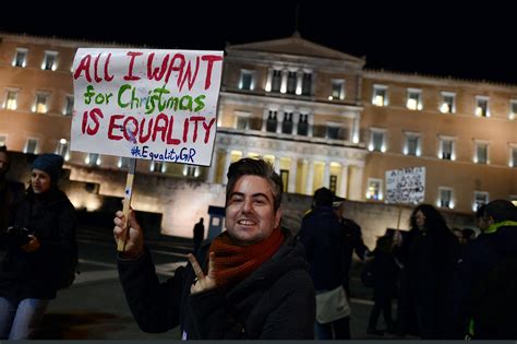Greek Parliament Passes Same Sex Civil Unions Law Pinknews