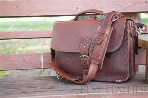 Saddleback Leather Thin Briefcase Review - BestLeather.org