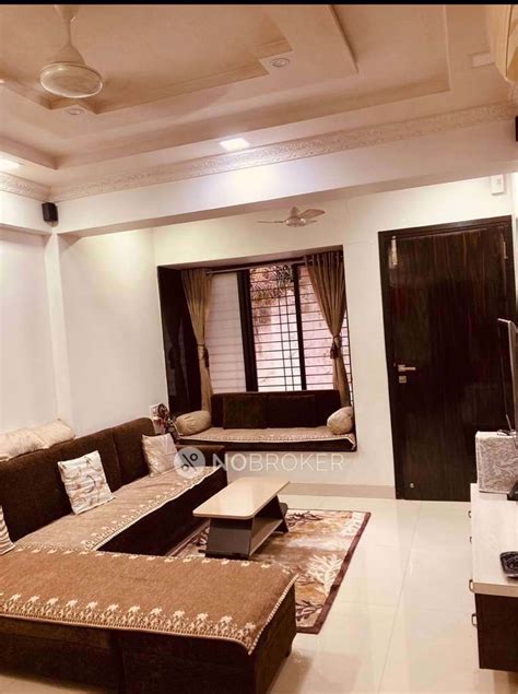 Popular House Santacruz West Without Brokerage Semi Furnished Bhk