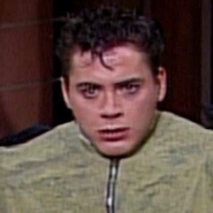 Robert Downey Jr. Bombs as an 'SNL' Cast Member - ZergNet