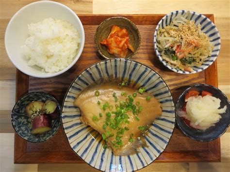 カレイの煮魚の献立2023年2月7日の朝ごはん 我が家の献立の記録、糖尿病で食事制限。