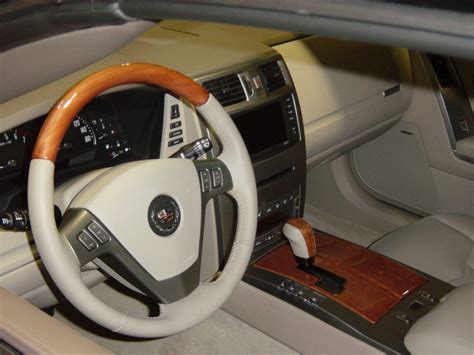 cadillac sts interior : NJ Auto Expo 2005 : Car Pictures by CarJunky®