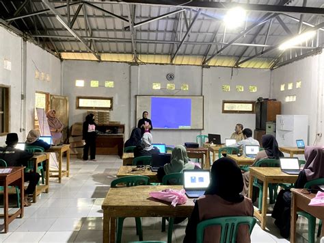 Srikandi Ganjar Jabodetabek Gelar Pelatihan Grafis Di Bogor