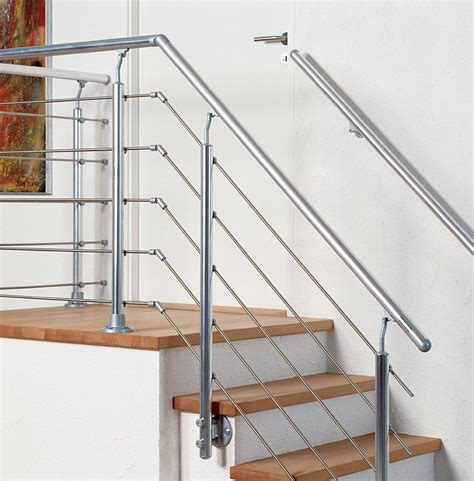 Un Garde Corps En Aluminium Avec Un Escalier En Bois Leroy Merlin