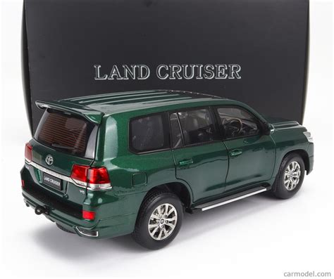 NZG VAKF 0246 R Scale 1 18 TOYOTA LAND CRUISER RHD 2020 GREEN