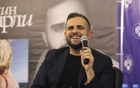 Эльчин Сафарли: тайные послания в книгах писателя | В Татарстане | Дзен