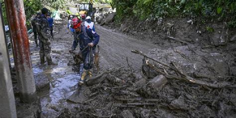 M S De Familias Evacuadas En Zona De Colombia Por Riesgo De Otra