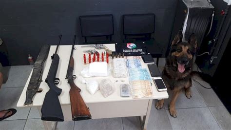 C O De Faro Ajuda Pm A Localizar Drogas E Armas Em Crici Ma Jornal