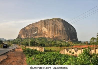 Famous Zuma Rock Niger State Nigeria Stock Photo 2133068687 | Shutterstock