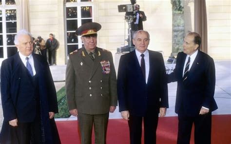 Dmitry Yazov, general who took part in the 1991 coup attempt against ...